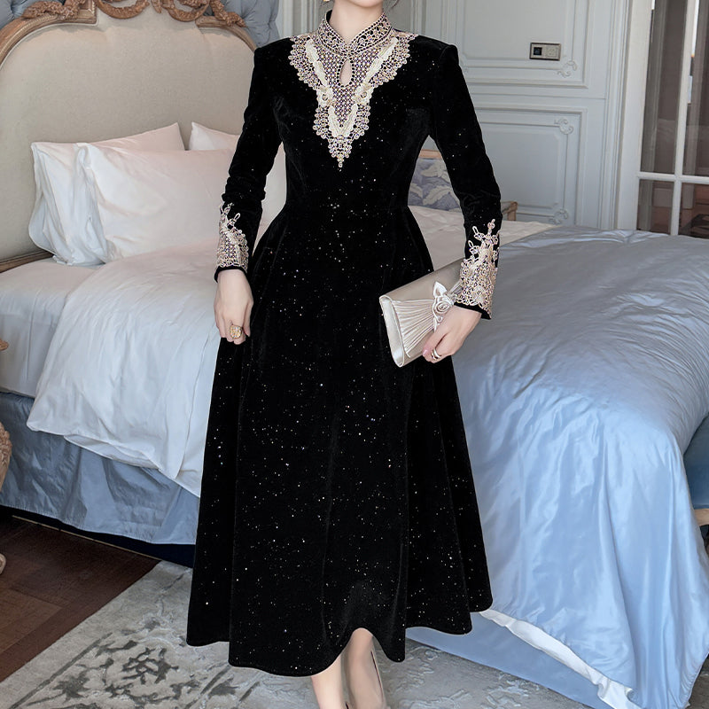 Women's Elegant Vintage Party Dress Sexy Velvet Maxi Autumn Winter Retro Temperament Modest Long Ladies Dress