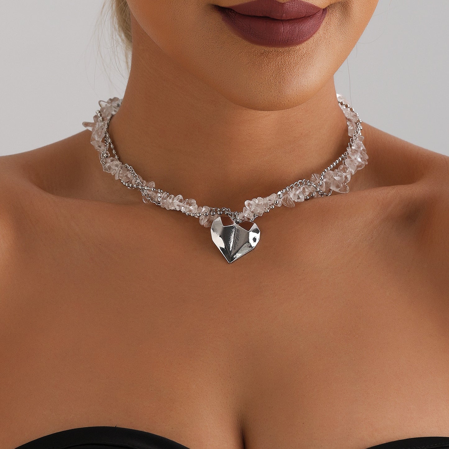 Instagram Light Luxury Fashion Style Heart-shaped Collarbone Chain Irregular Crystal Casual Necklace for Women