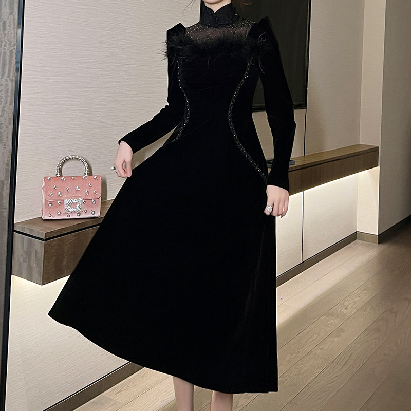 Lady Maxi Dress Black Feather Stand Collar Long Sleeve A Line Modest Evening Party Velvet Formal Long Dress for Women