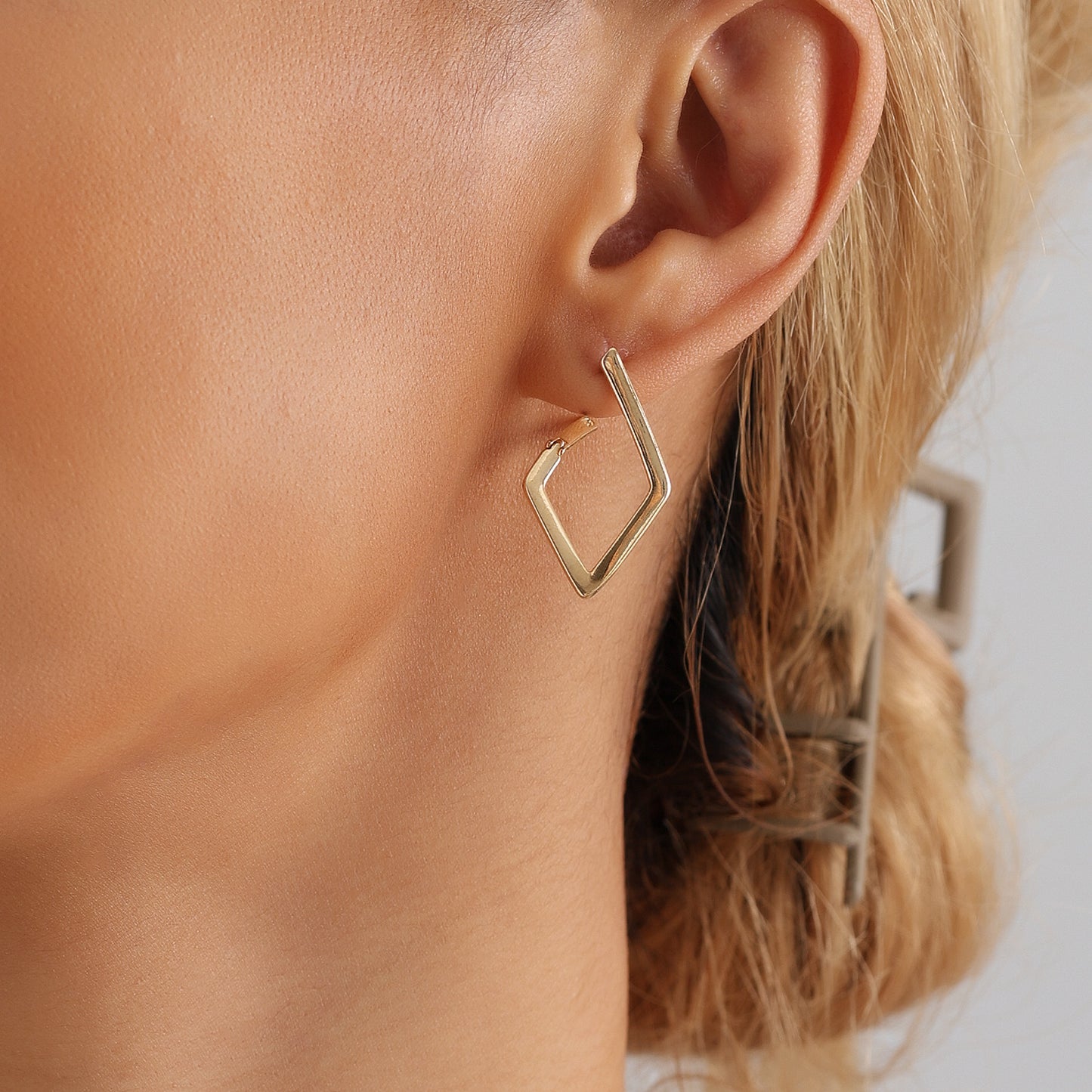 Hot Sale 2025 New Design Simple and niche diamond-shaped 18K PVD Gold Plated Earrings for Women