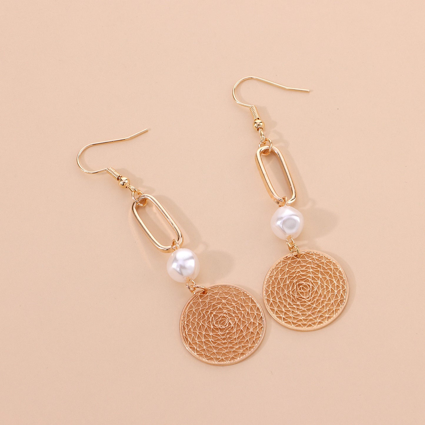 18k Gold Stainless Steel Geometric hollowed-out circle pearl Earring for Women